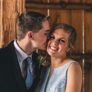 Meet your Posher, Olivia